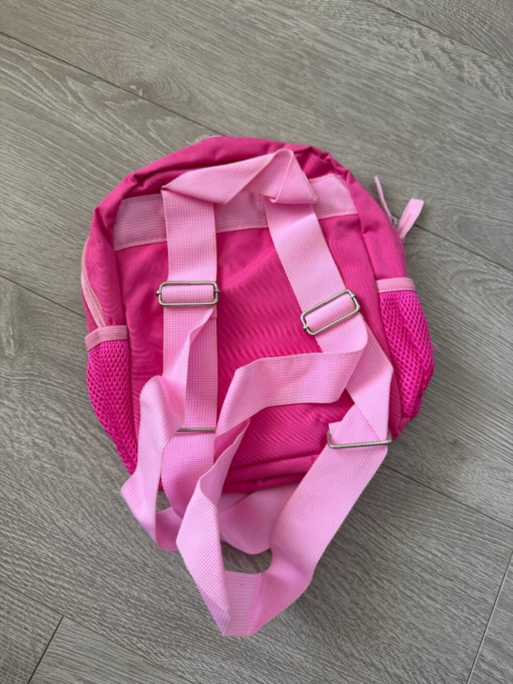 Disney Minnie Mouse Pink Holographic Quilted Bow Mini Backpack - Picture 6 of 9